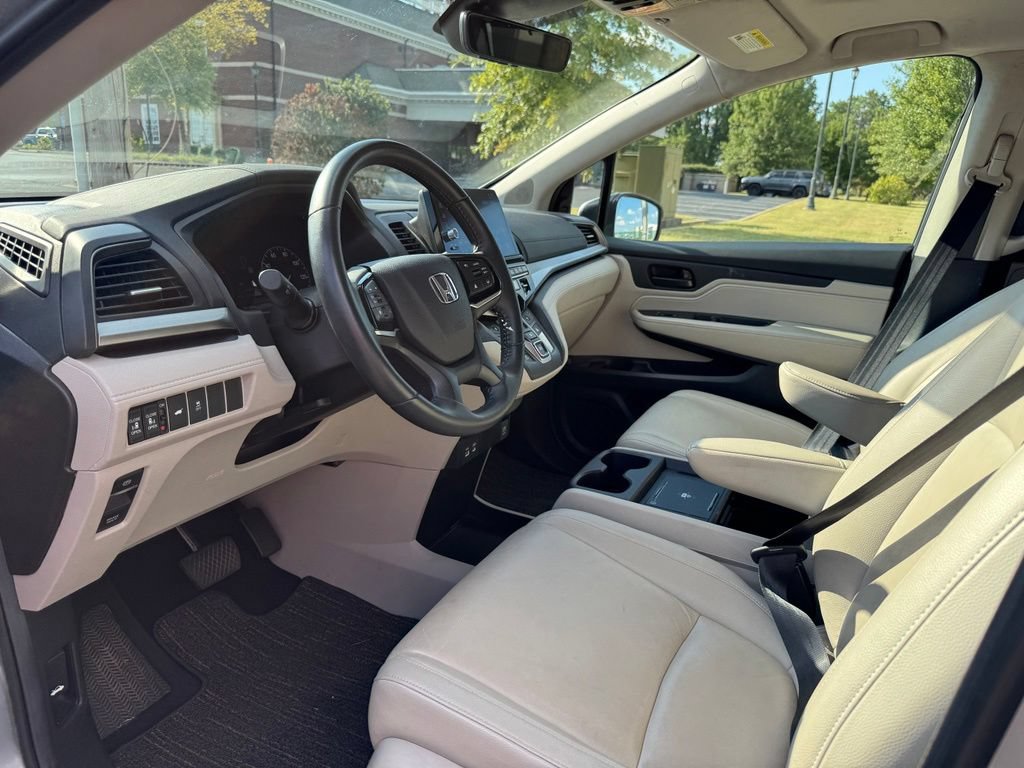 Used 2025 Honda Odyssey EX-L image 13