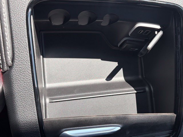 New 2026 Chrysler Pacifica Limited FWD image 24
