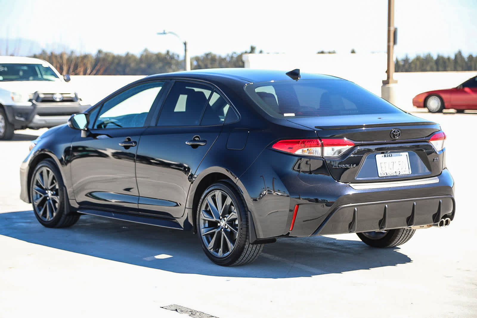 Used 2025 Toyota Corolla SE image 7