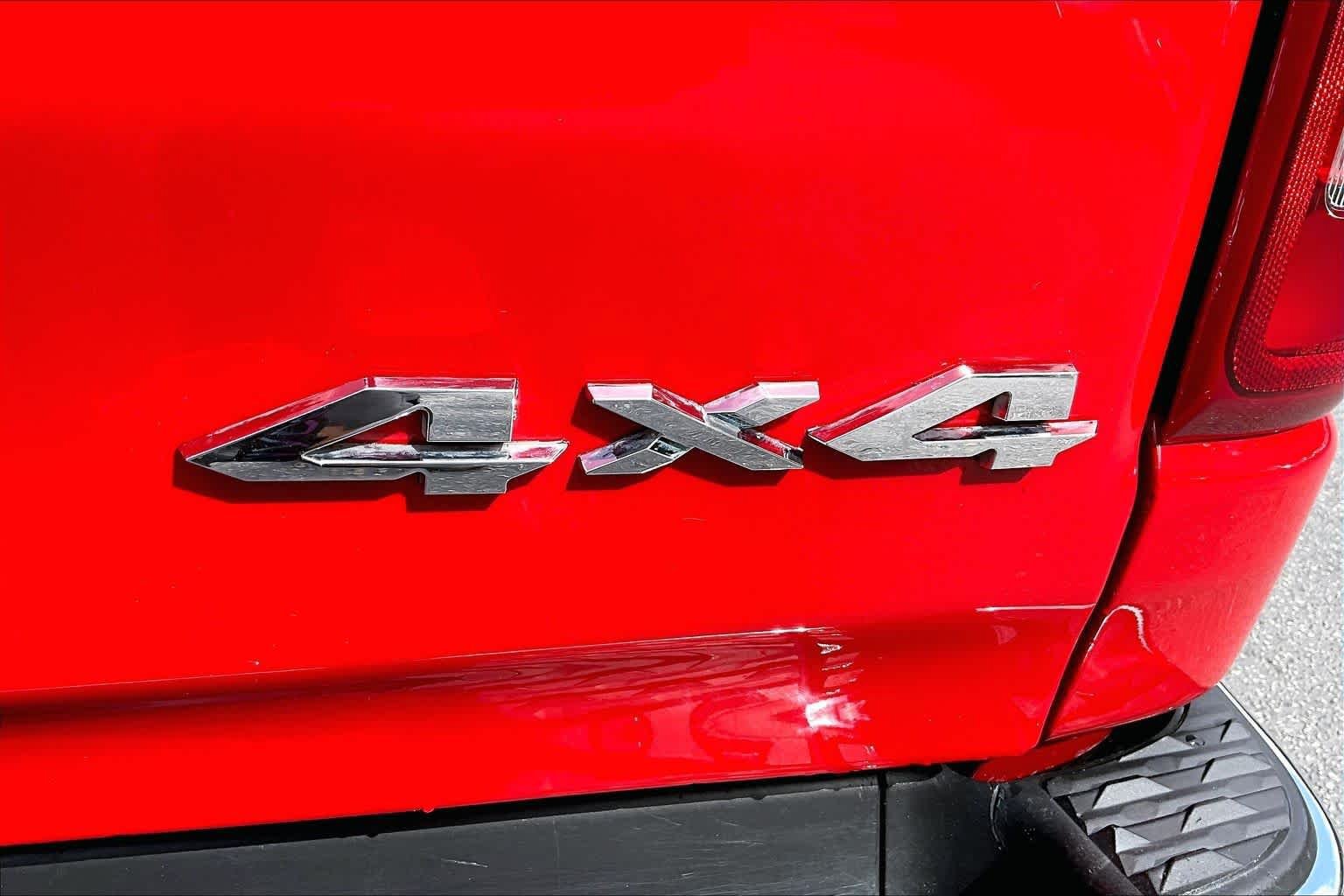 Used 2021 RAM 1500 Laramie AWD/4WD image 10