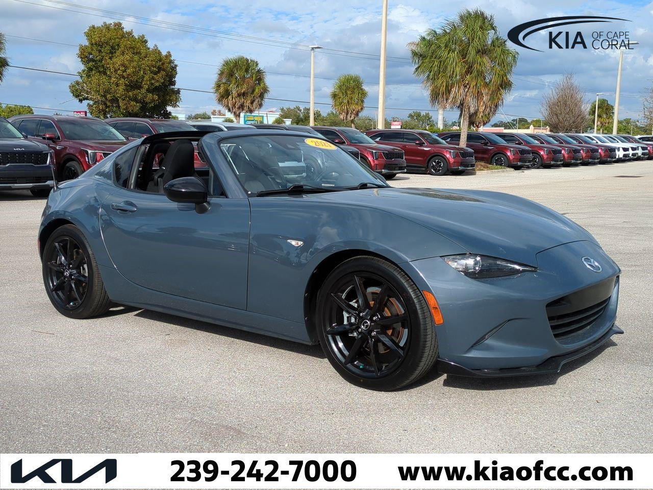 Used 2021 MAZDA MX-5 Miata RF Club image 2