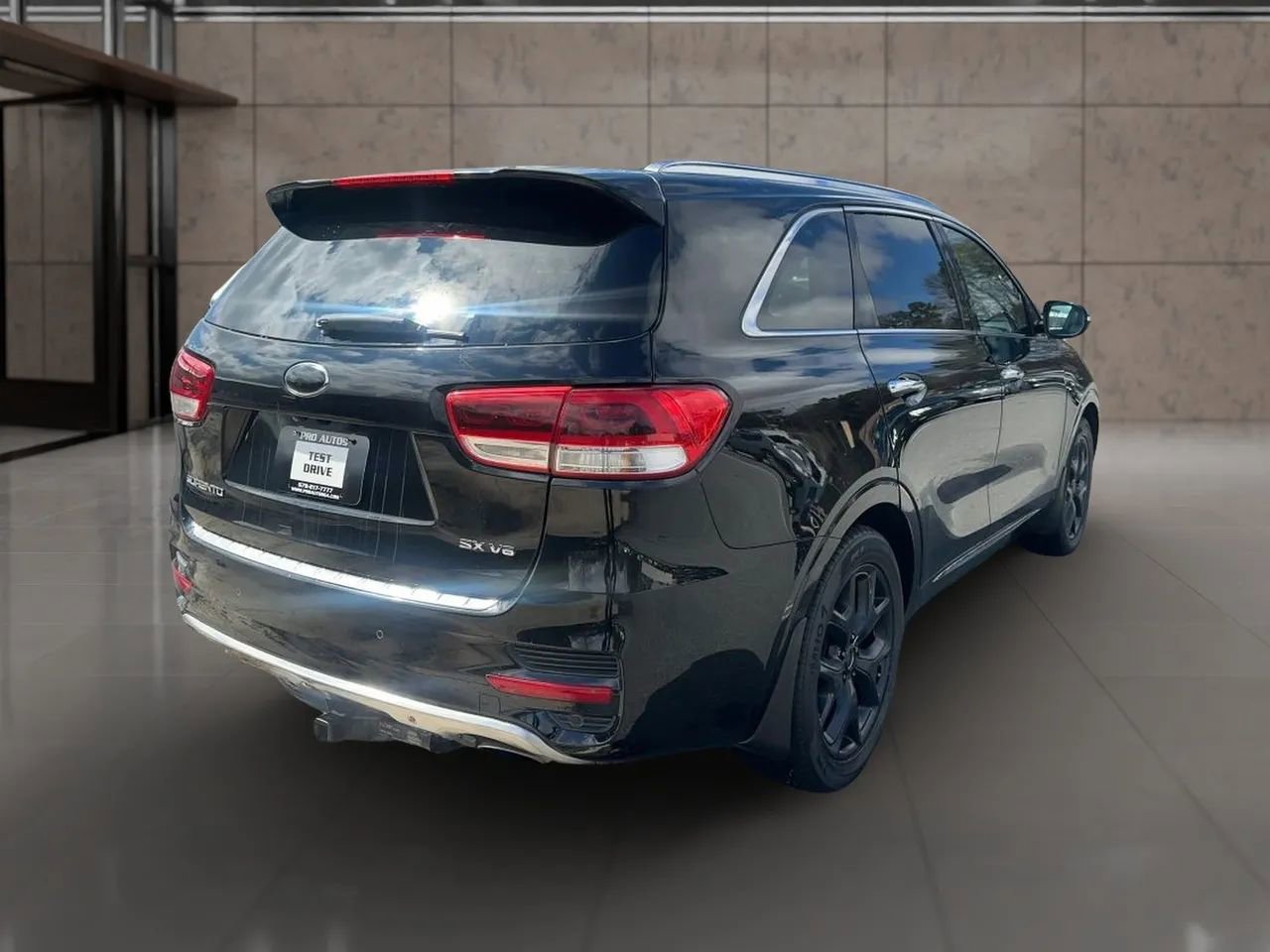 Used 2017 Kia Sorento SX FWD image 12