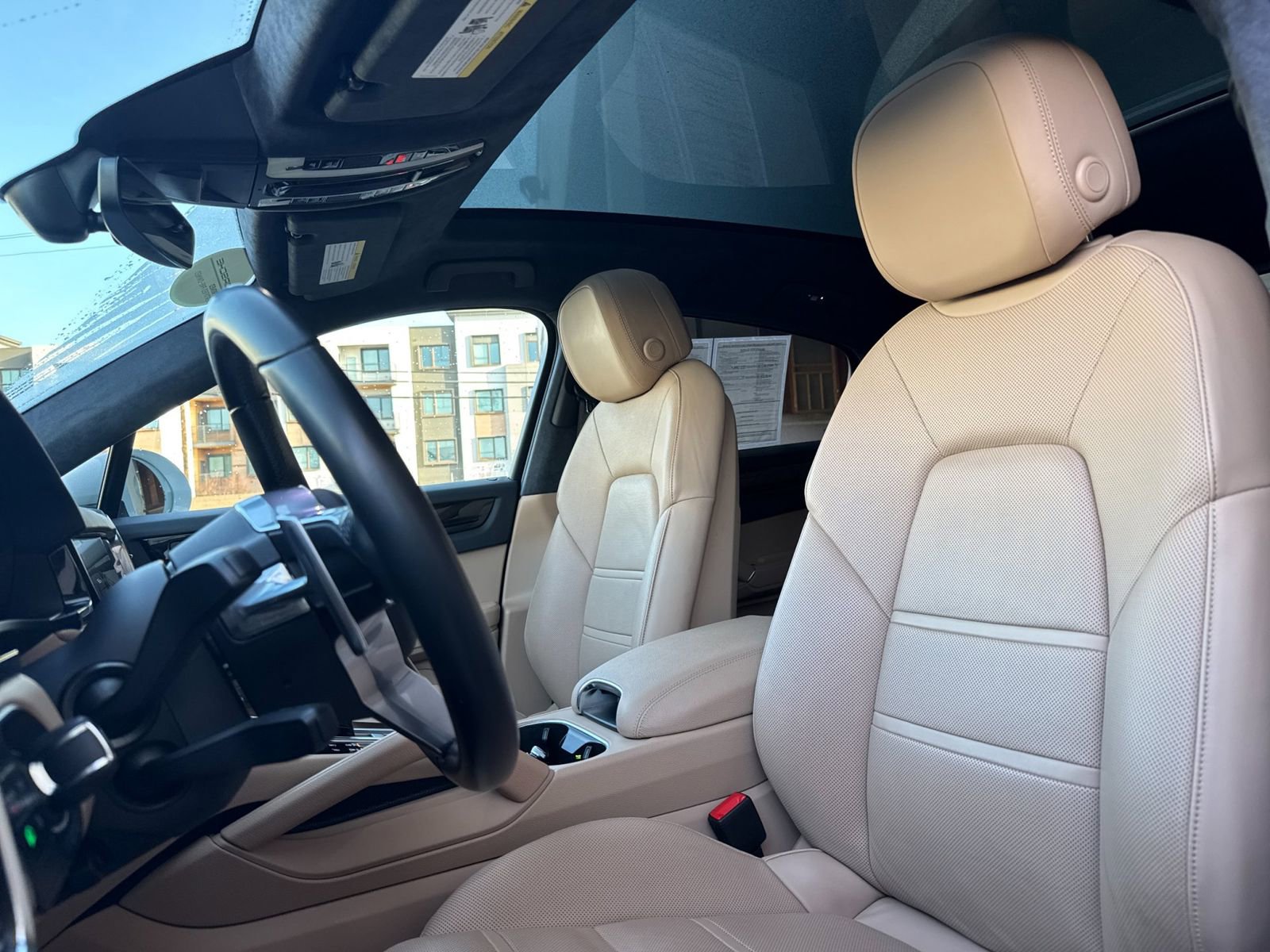 Certified 2022 Porsche Cayenne Coupe image 5
