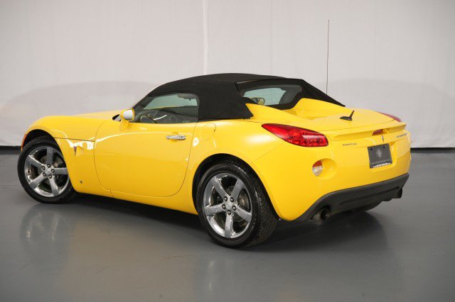Used 2007 Pontiac Solstice GXP w/ Premium Package RWD image 27