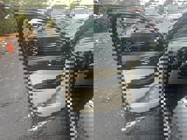 Used 2024 Ford Edge Titanium image 13