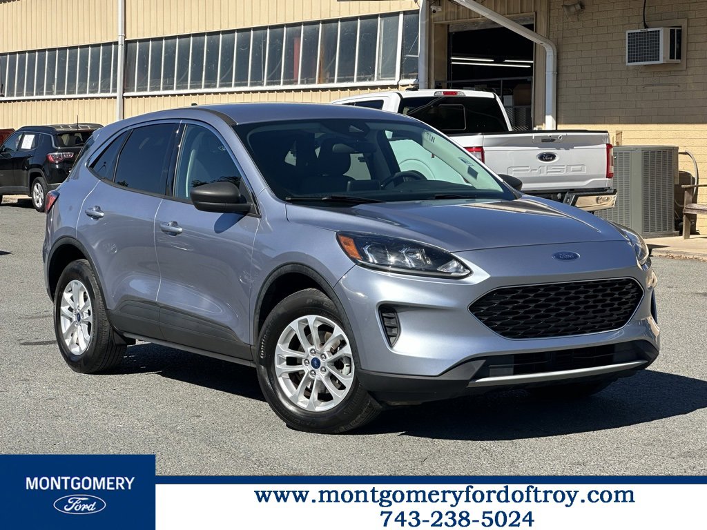Used 2022 Ford Escape SE image 1
