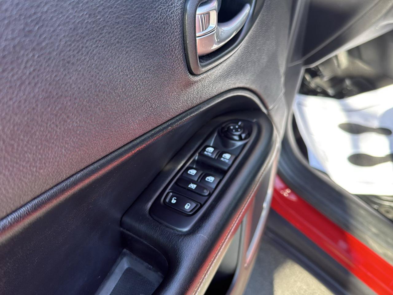 Used 2020 Jeep Compass Latitude AWD/4WD image 9