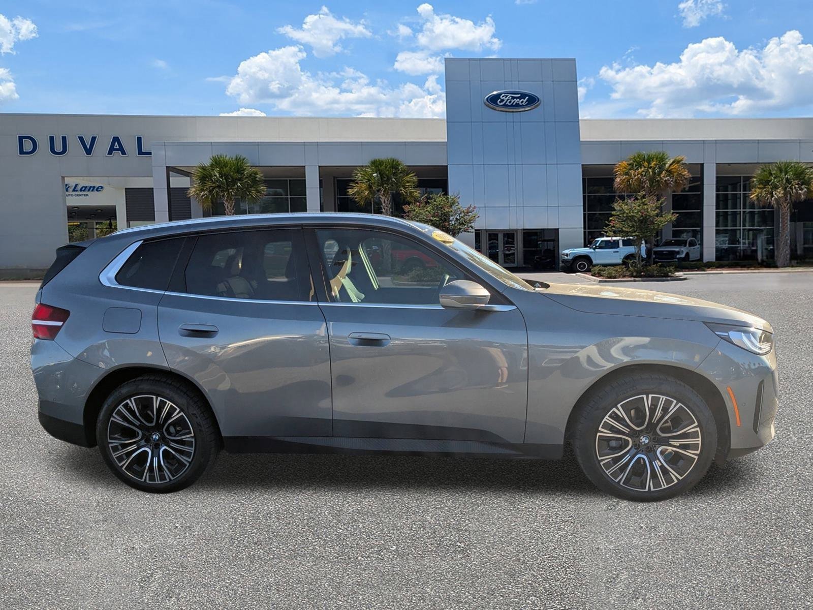 Used 2025 BMW X3 xDrive30i w/ Convenience Package image 3