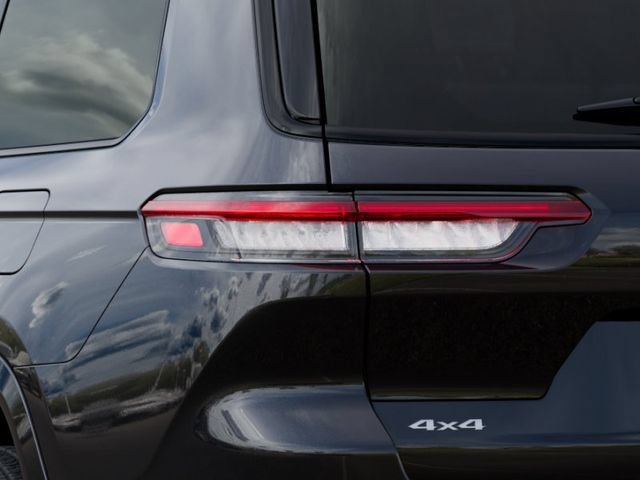 New 2026 Jeep Grand Cherokee L Summit AWD/4WD image 9