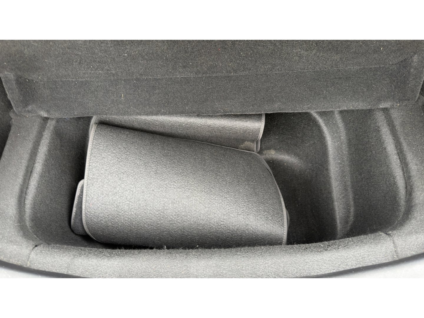 Used 2021 Tesla Model Y Long Range image 33