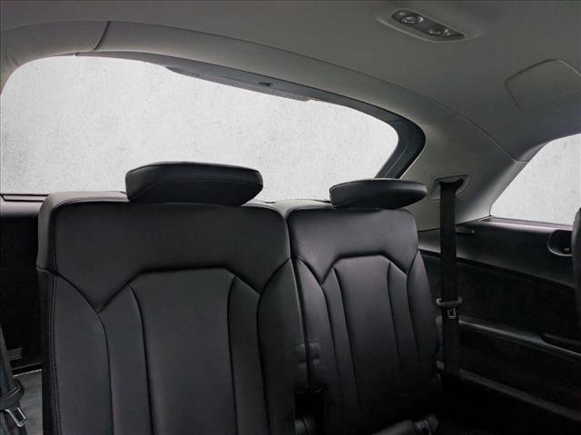 Used 2019 Audi Q7 3.0T Prestige w/ Prestige Package image 21