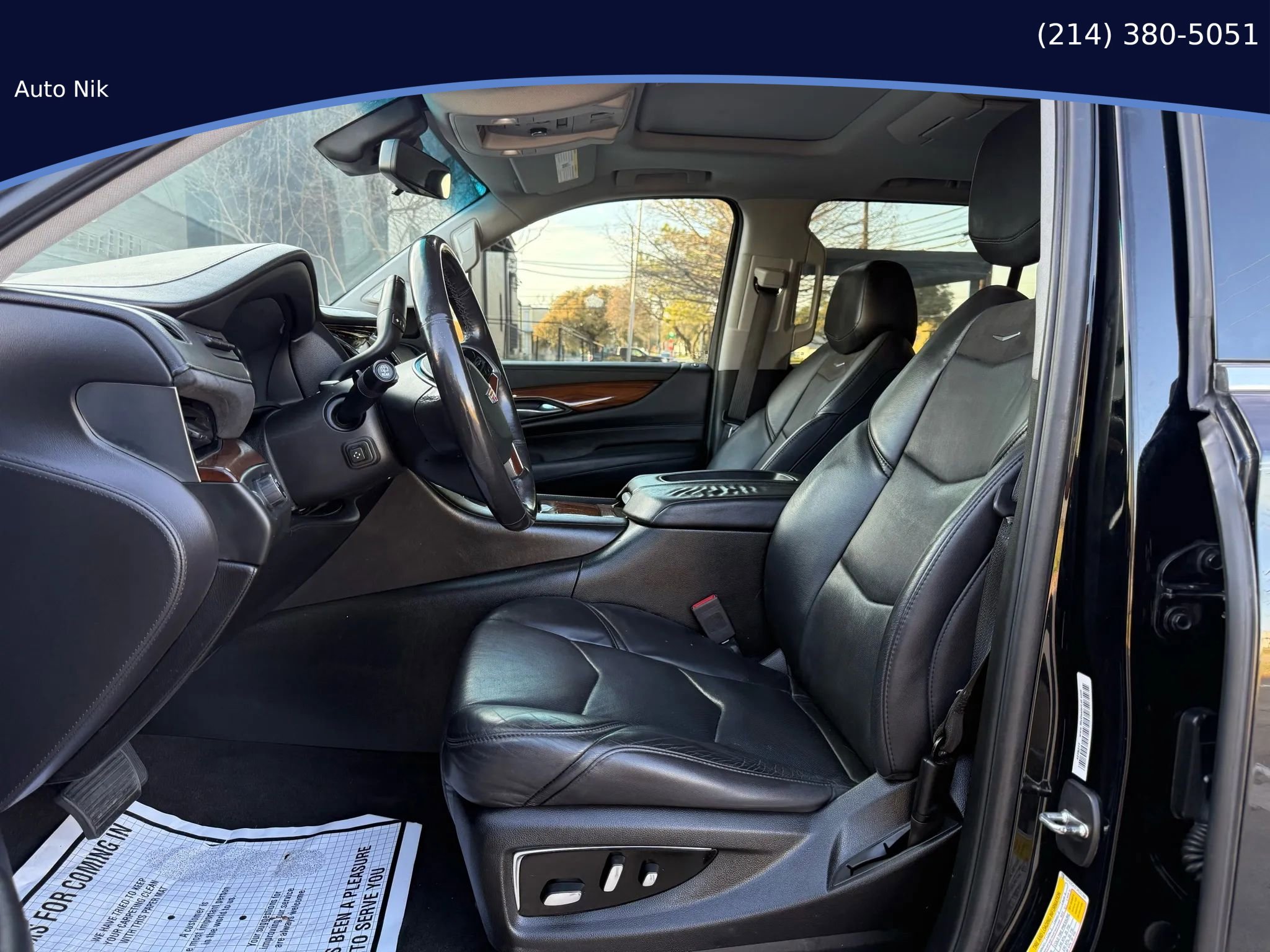 Used 2018 Cadillac Escalade Premium Luxury RWD image 15