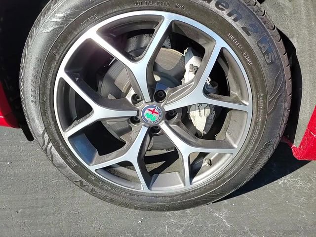 Used 2020 Alfa Romeo Stelvio Ti image 9