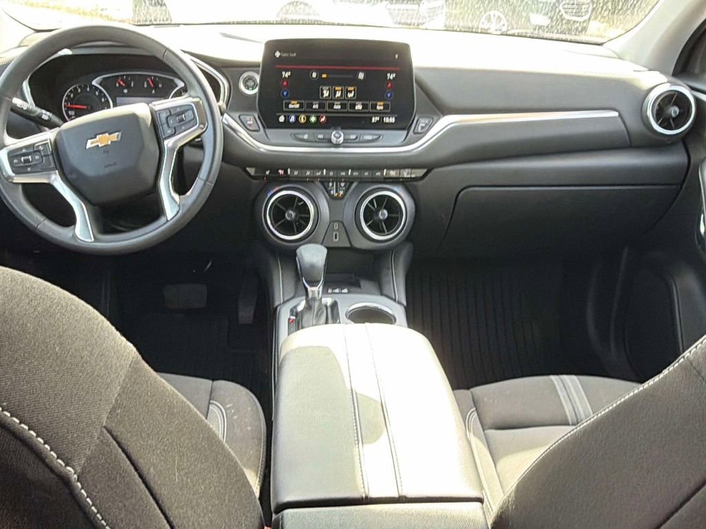 Certified 2024 Chevrolet Blazer LT w/ Convenience Package image 4