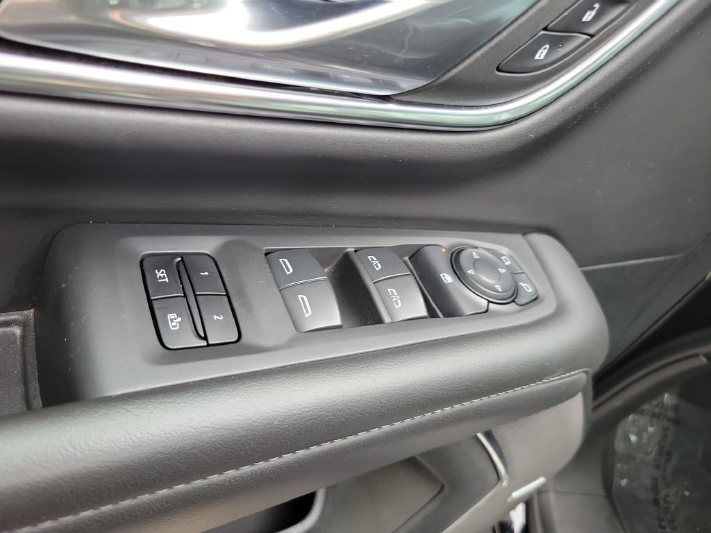 Used 2024 Chevrolet Suburban LT AWD/4WD image 23