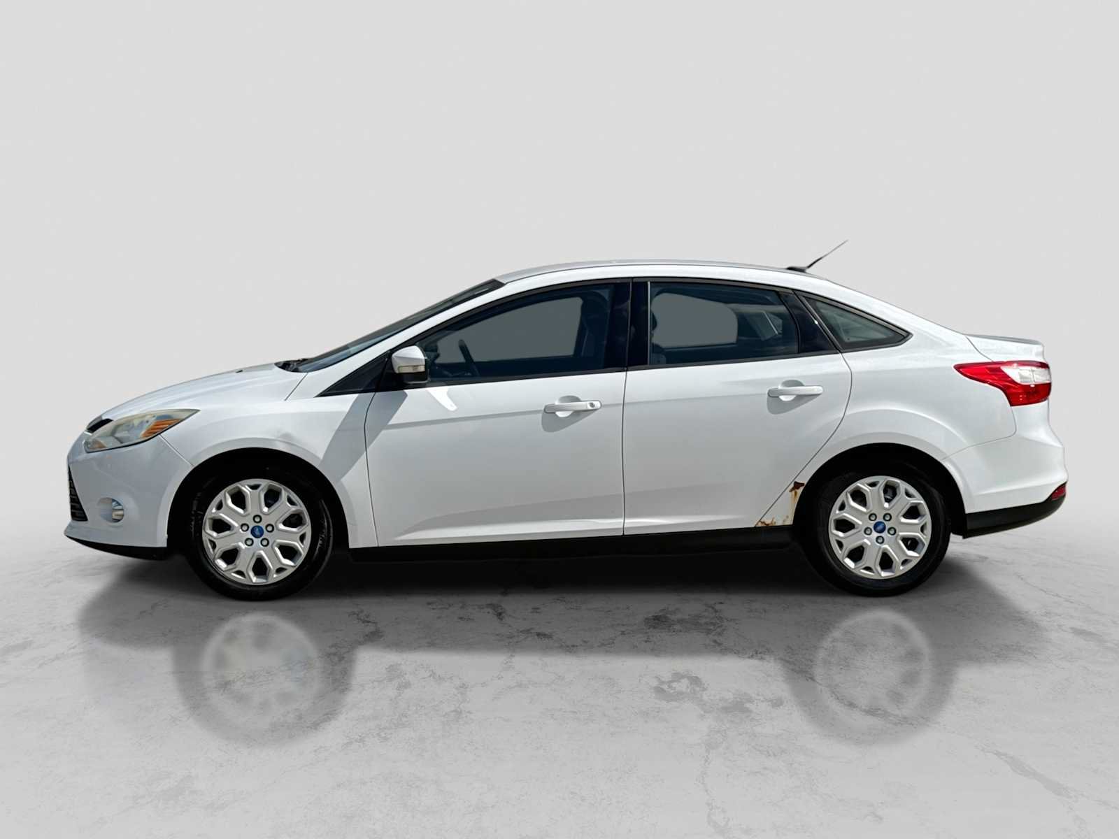 Used 2012 Ford Focus SE FWD image 3