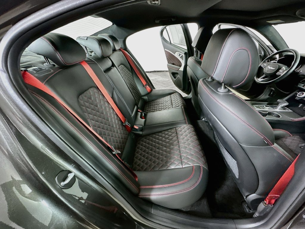 Used 2023 Genesis G70 3.3T w/ Sport Prestige Package RWD image 12