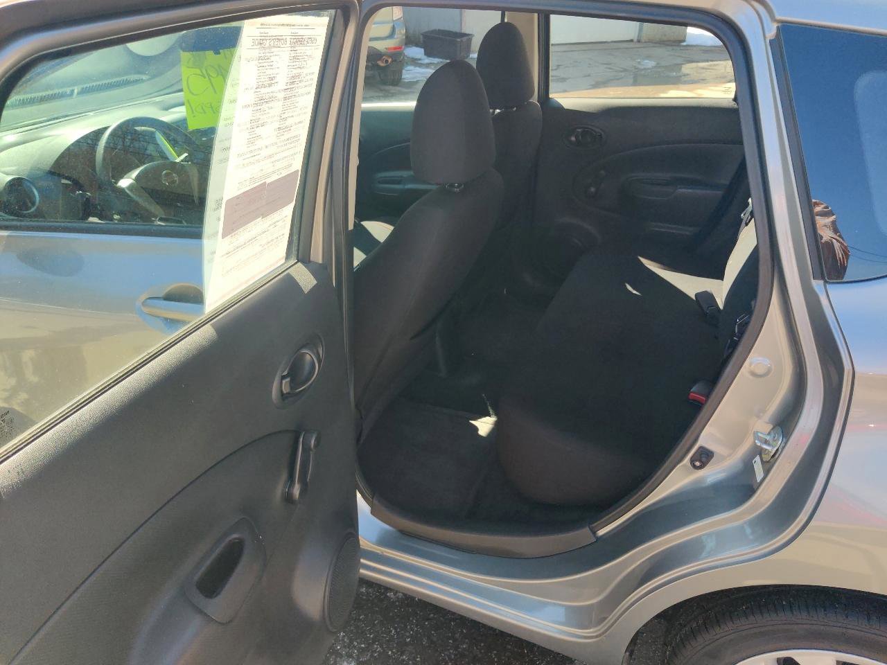 Used 2014 Nissan Versa Note S FWD image 12