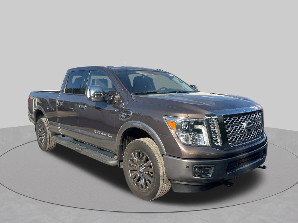 Used 2019 Nissan Titan Platinum Reserve AWD/4WD image 39