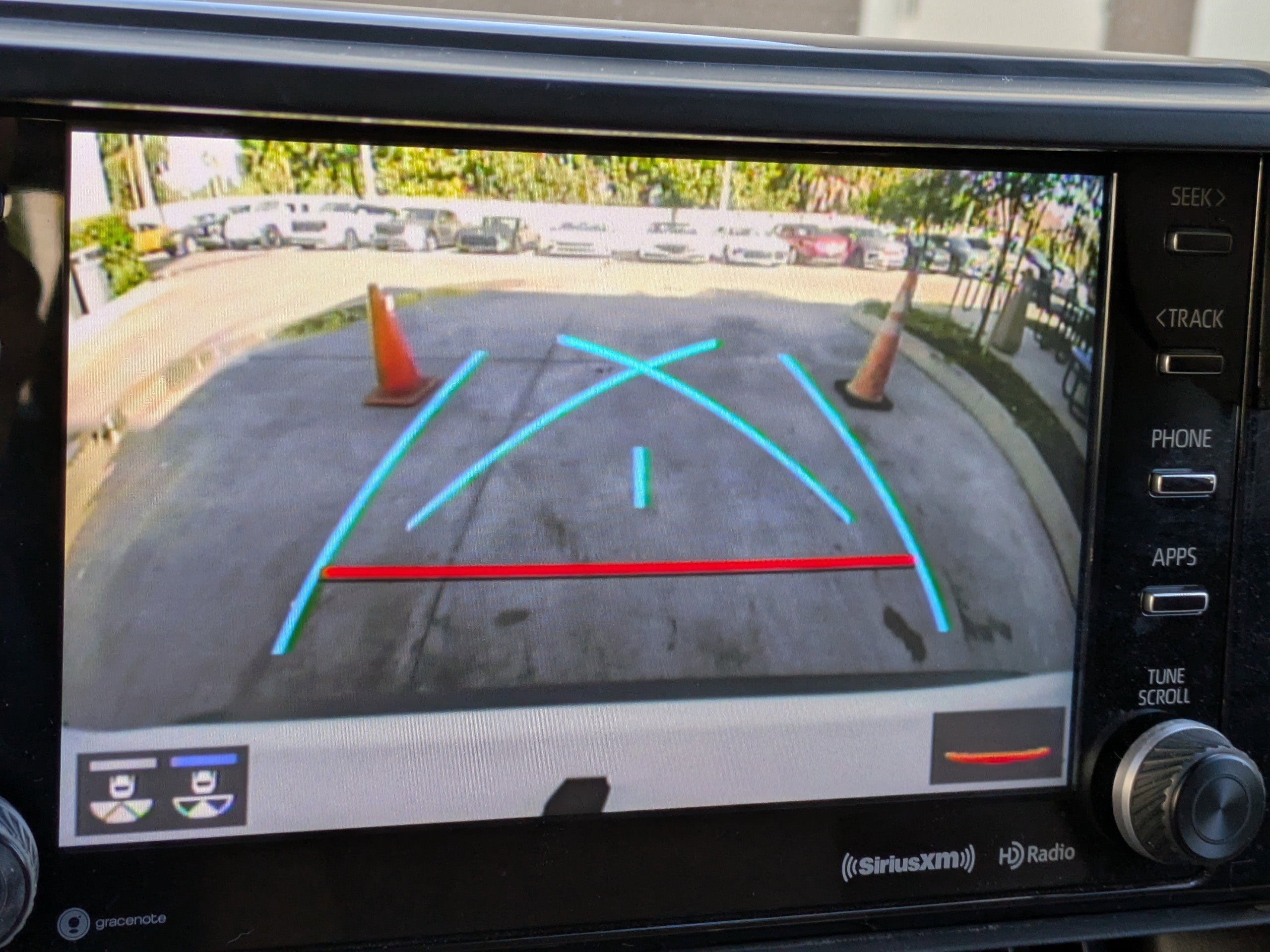 Used 2019 Toyota RAV4 XLE w/ Convenience Package image 27