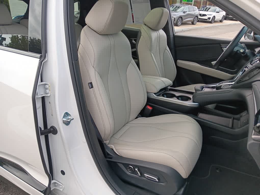 Used 2025 Acura RDX SH-AWD image 19