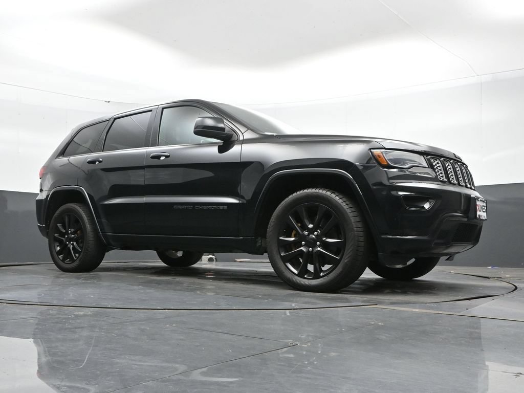 Used 2021 Jeep Grand Cherokee Laredo X AWD/4WD image 44