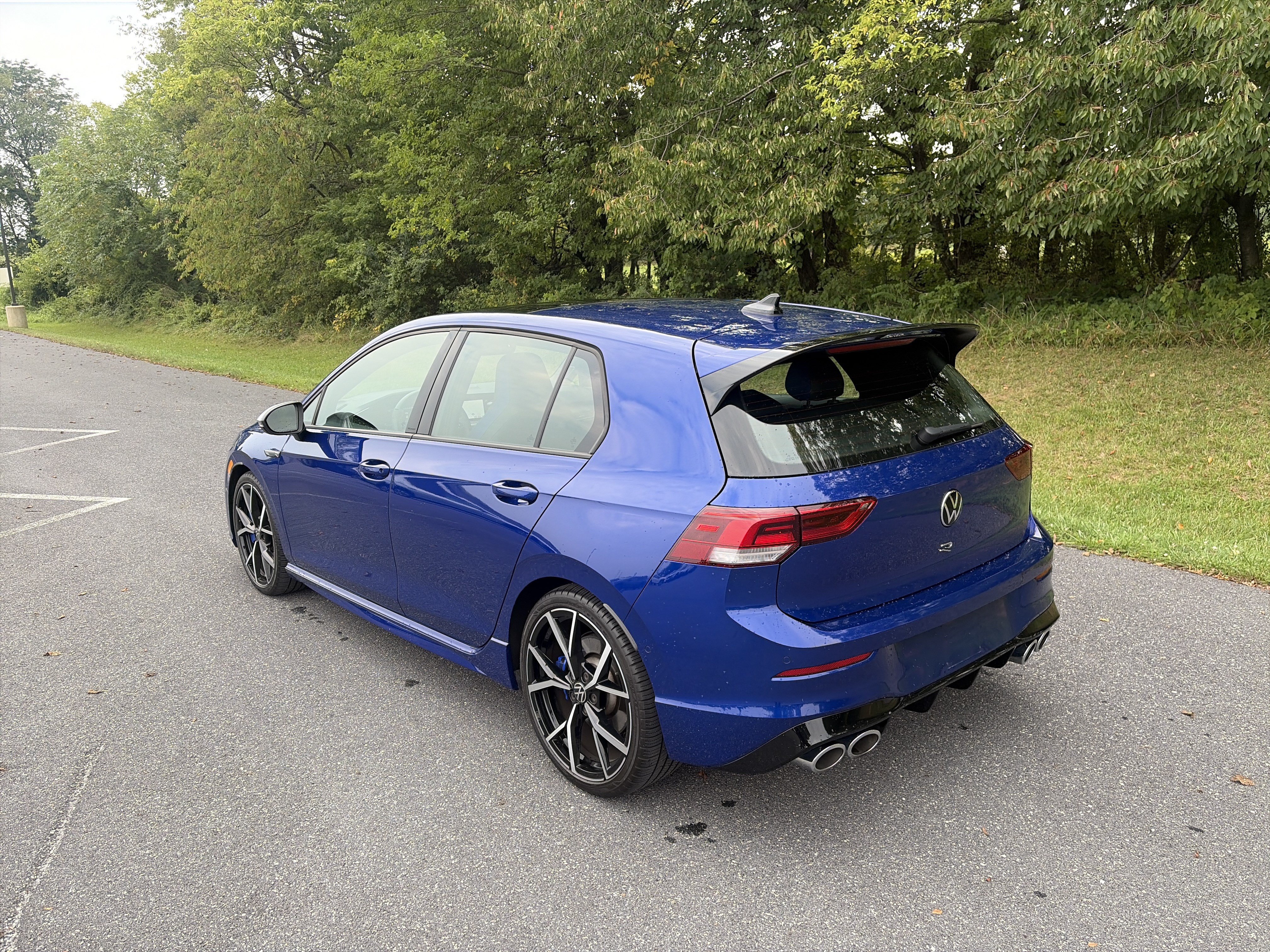 Used 2024 Volkswagen Golf R AWD/4WD image 7