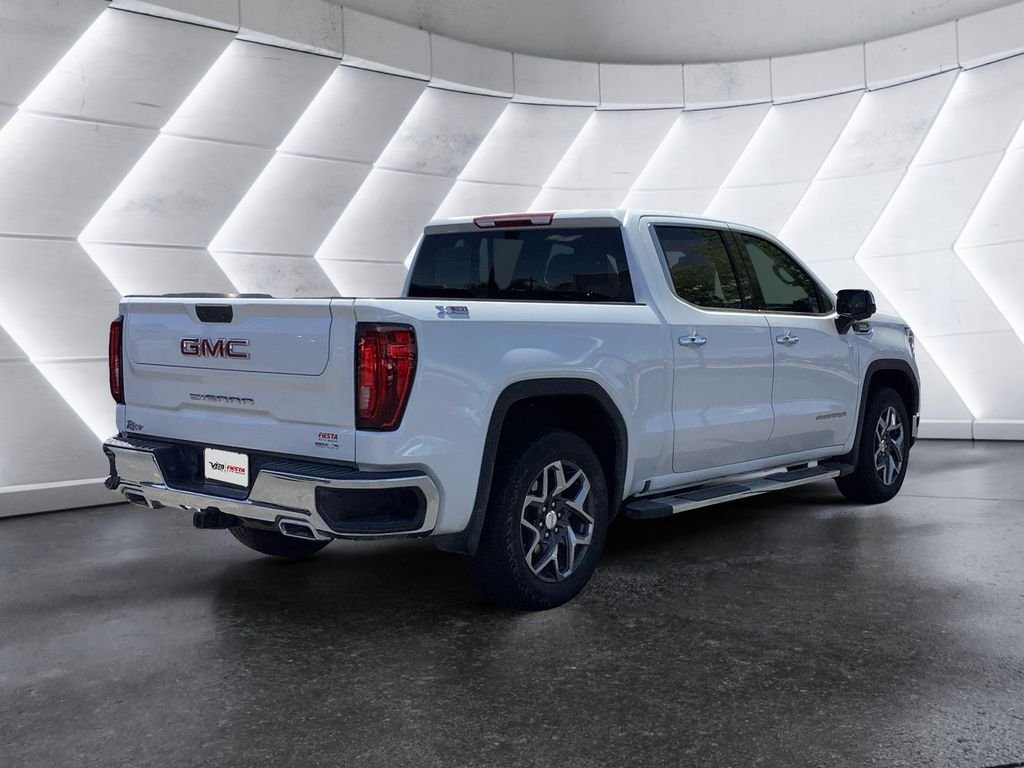 Used 2023 GMC Sierra 1500 SLT w/ SLT Premium Package AWD/4WD image 4