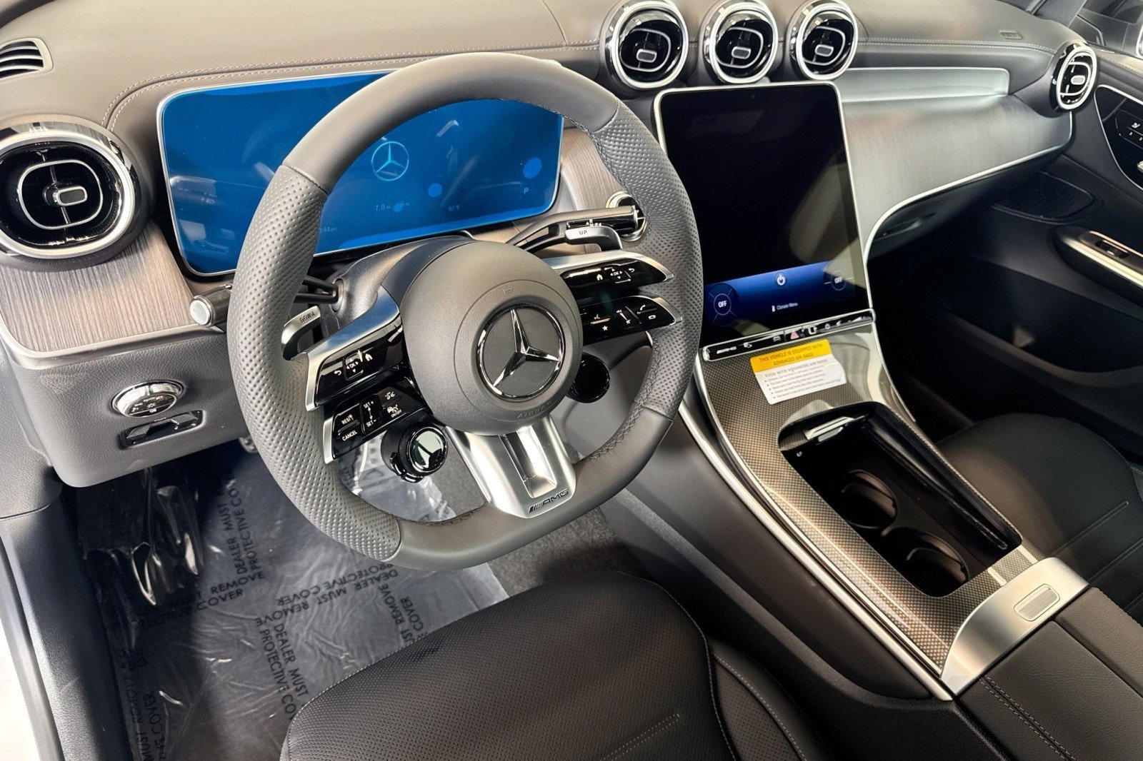 New 2026 Mercedes-Benz GLC 43 AMG 4MATIC image 9