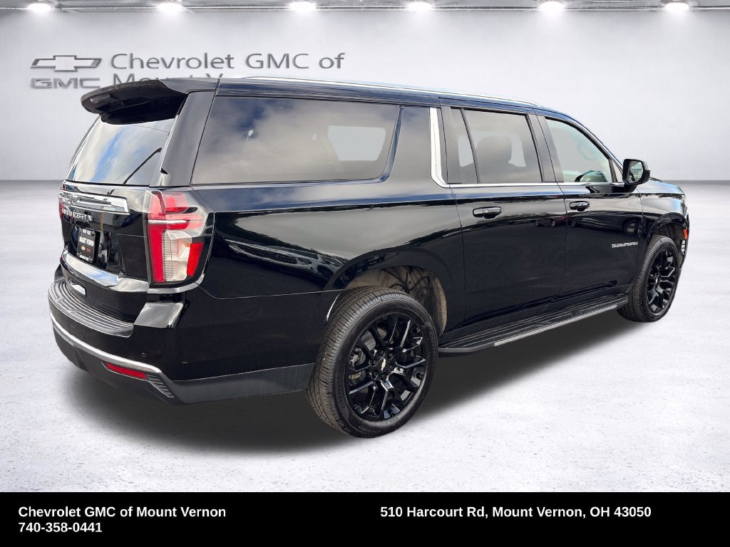 Used 2023 Chevrolet Suburban LS AWD/4WD image 5
