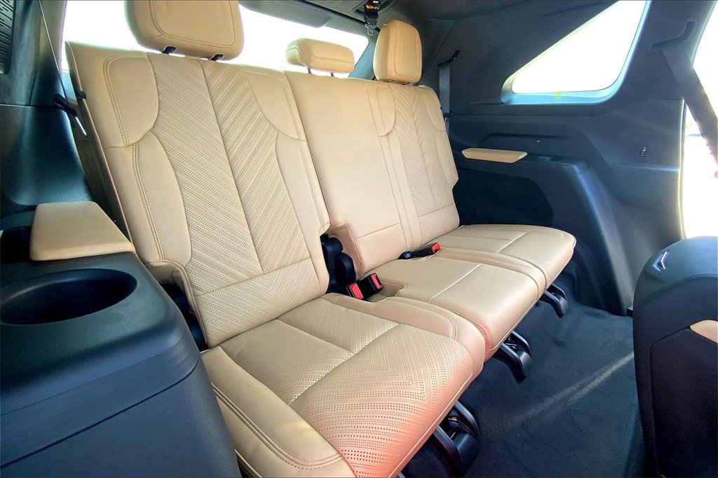 New 2025 Cadillac Escalade IQ Luxury 2 image 30