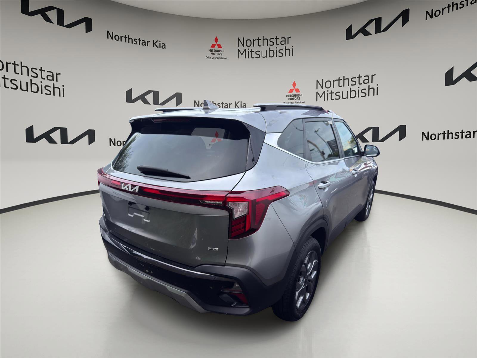 Used 2024 Kia Seltos S image 4