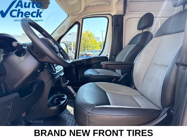 Used 2026 RAM ProMaster 2500 w/ Convenience Group FWD image 23