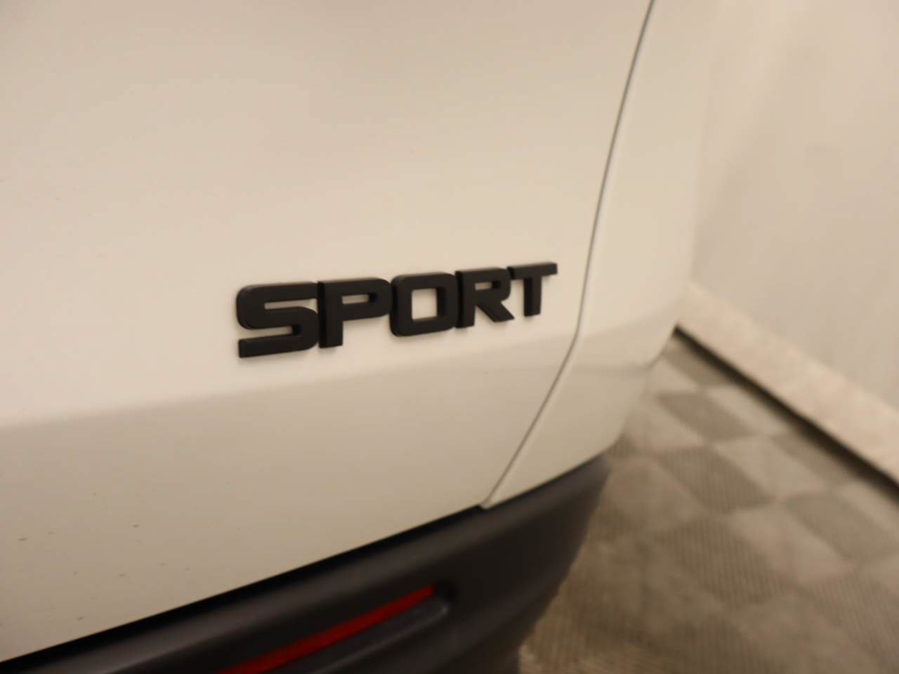 Used 2024 Honda HR-V Sport image 19