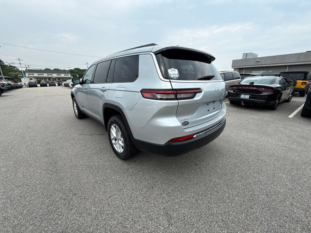 Certified 2025 Jeep Grand Cherokee L Laredo w/ Luxury Tech Group I AWD/4WD image 3