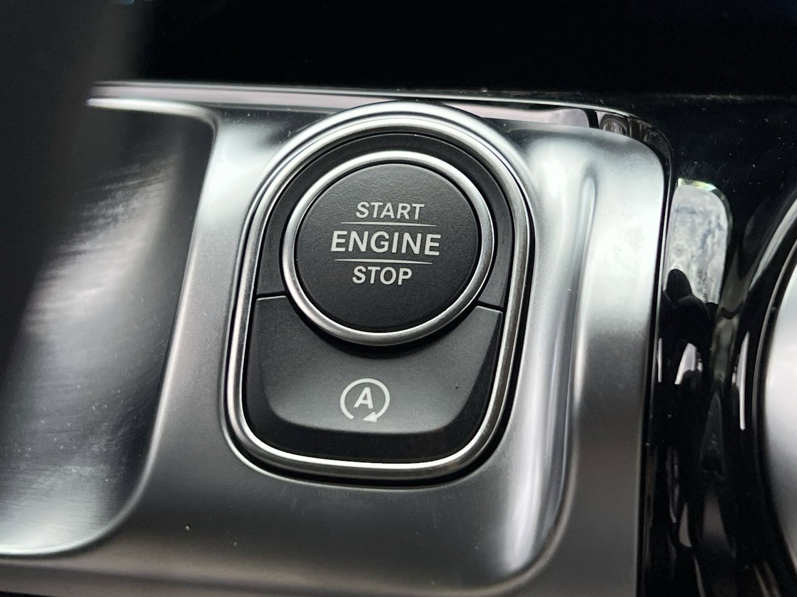 New 2026 Mercedes-Benz GLB 250 4MATIC image 38
