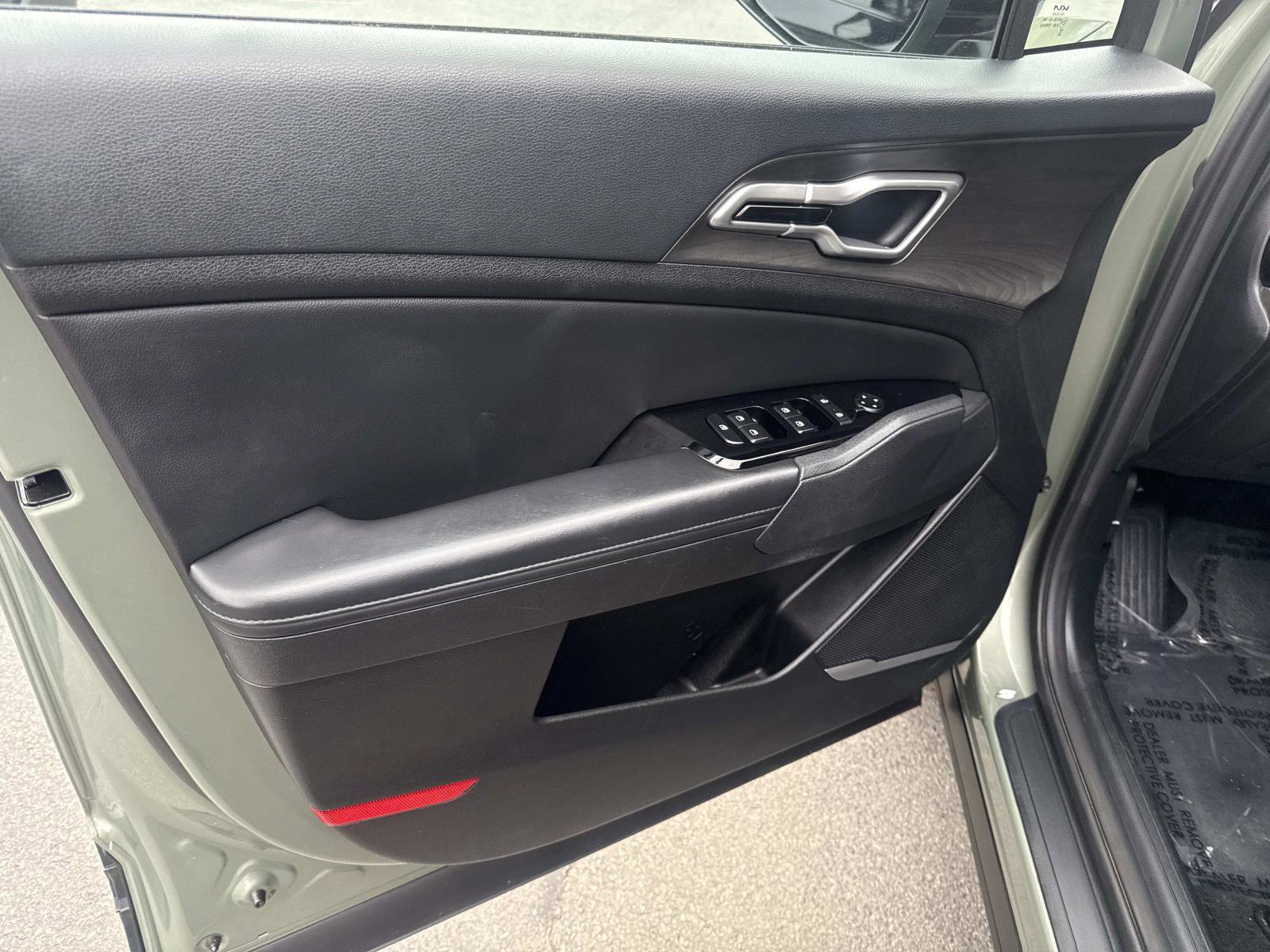 Used 2024 Kia Sportage X-Line w/ X-Line Premium Package image 18