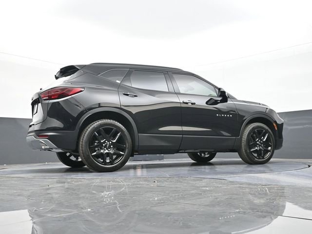 New 2026 Chevrolet Blazer LT w/ Convenience Package AWD/4WD image 40