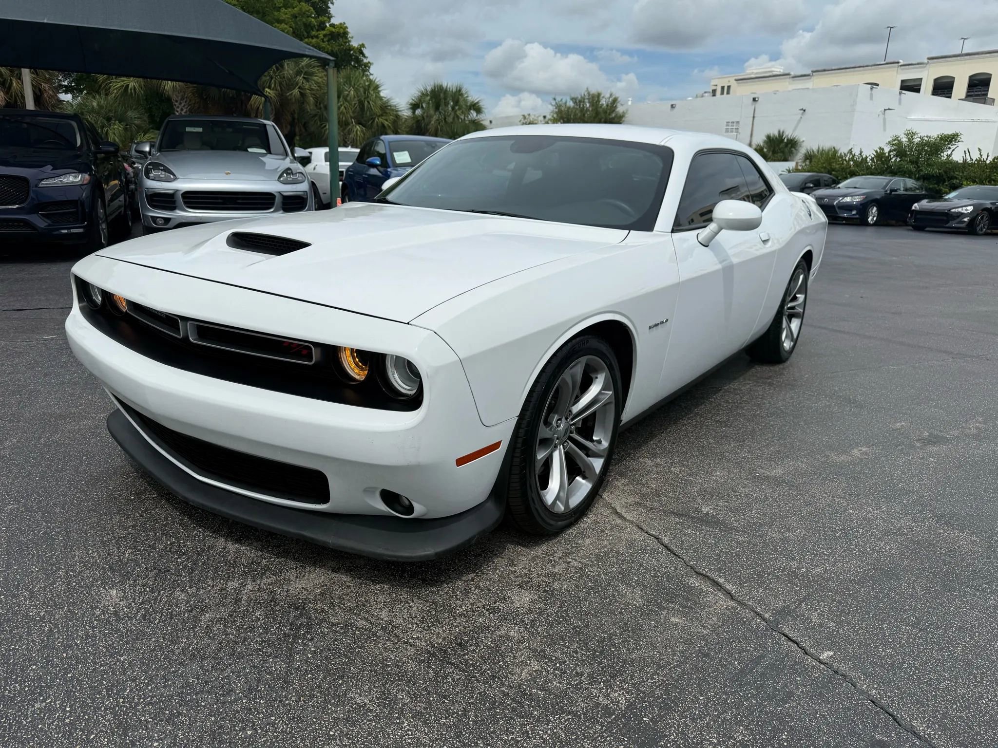 Used 2020 Dodge Challenger R/T video 2
