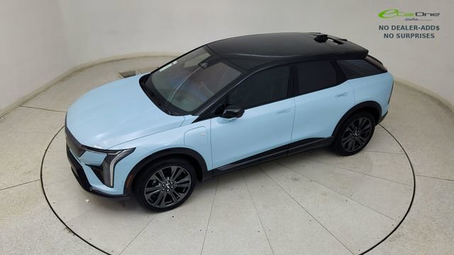 Used 2025 Cadillac Optiq Sport 2 image 82