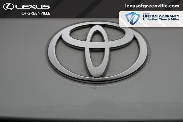 Used 2025 Toyota Camry SE w/ Multimedia Upgrade Package FWD image 31