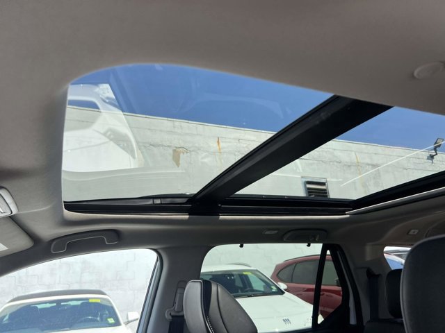 Used 2023 Honda Pilot Elite image 18