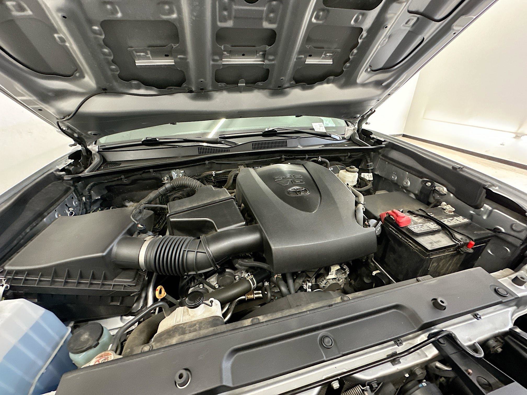 Used 2019 Toyota Tacoma TRD Sport image 34