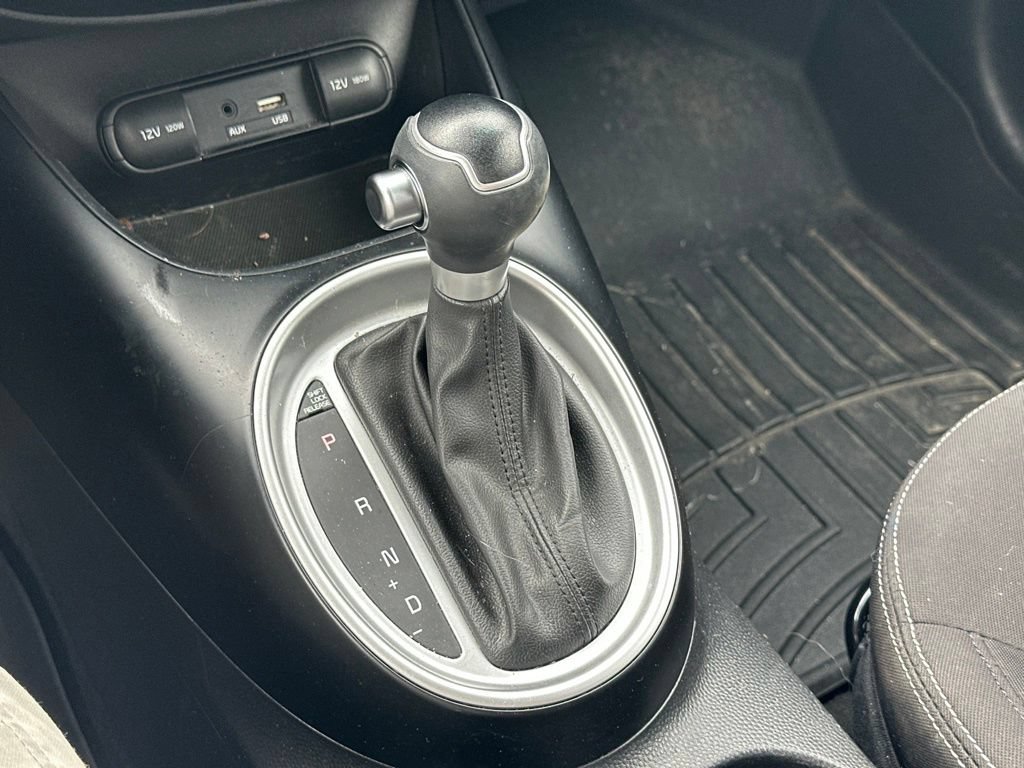 Used 2015 Kia Soul FWD image 26