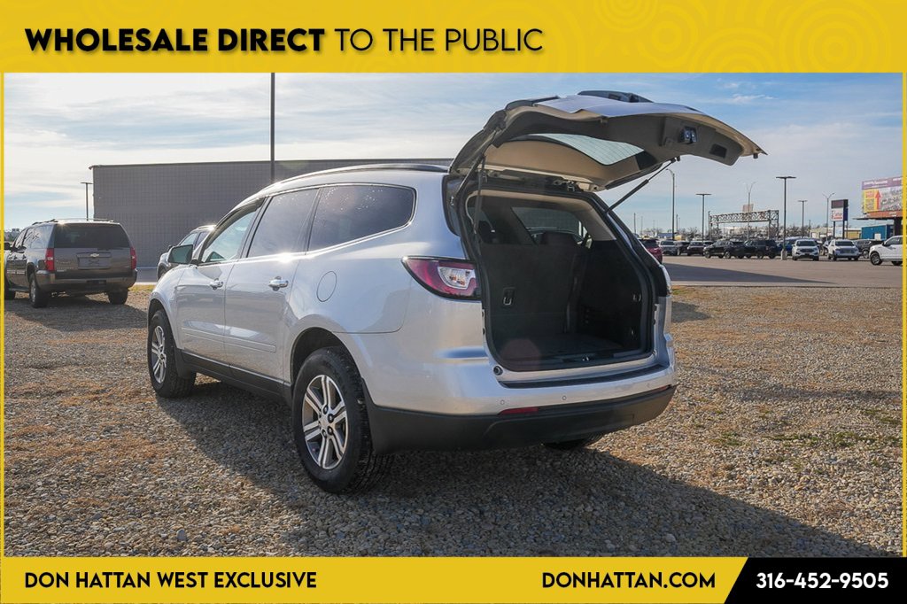Used 2015 Chevrolet Traverse LT image 31