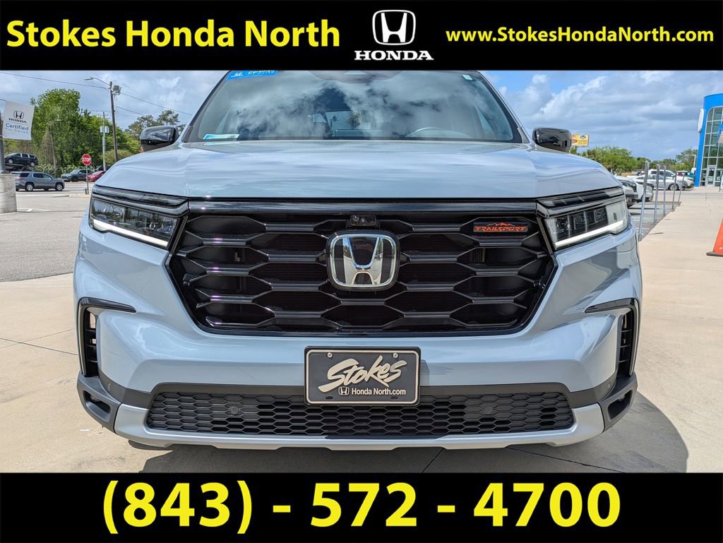 Certified 2024 Honda Pilot TrailSport image 8