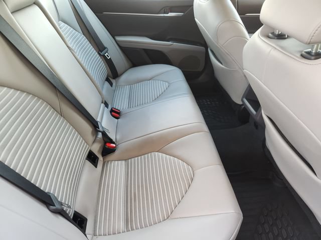 Used 2024 Toyota Camry SE w/ Cold Weather Package FWD image 31