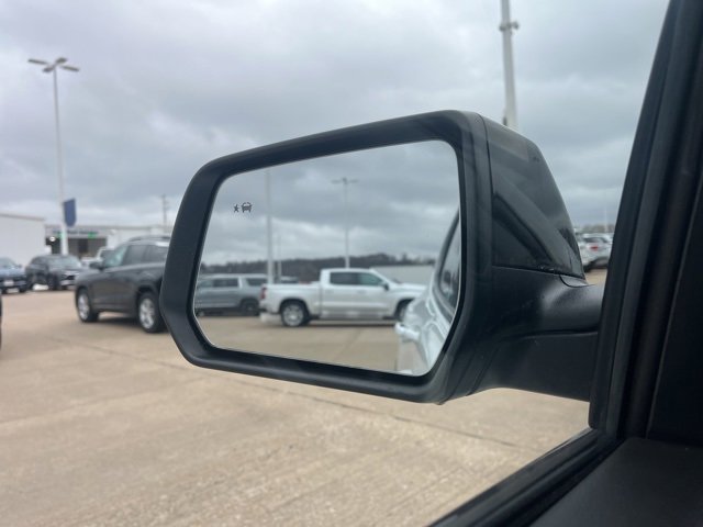 Used 2023 GMC Acadia SLE w/ Driver Convenience Package image 66