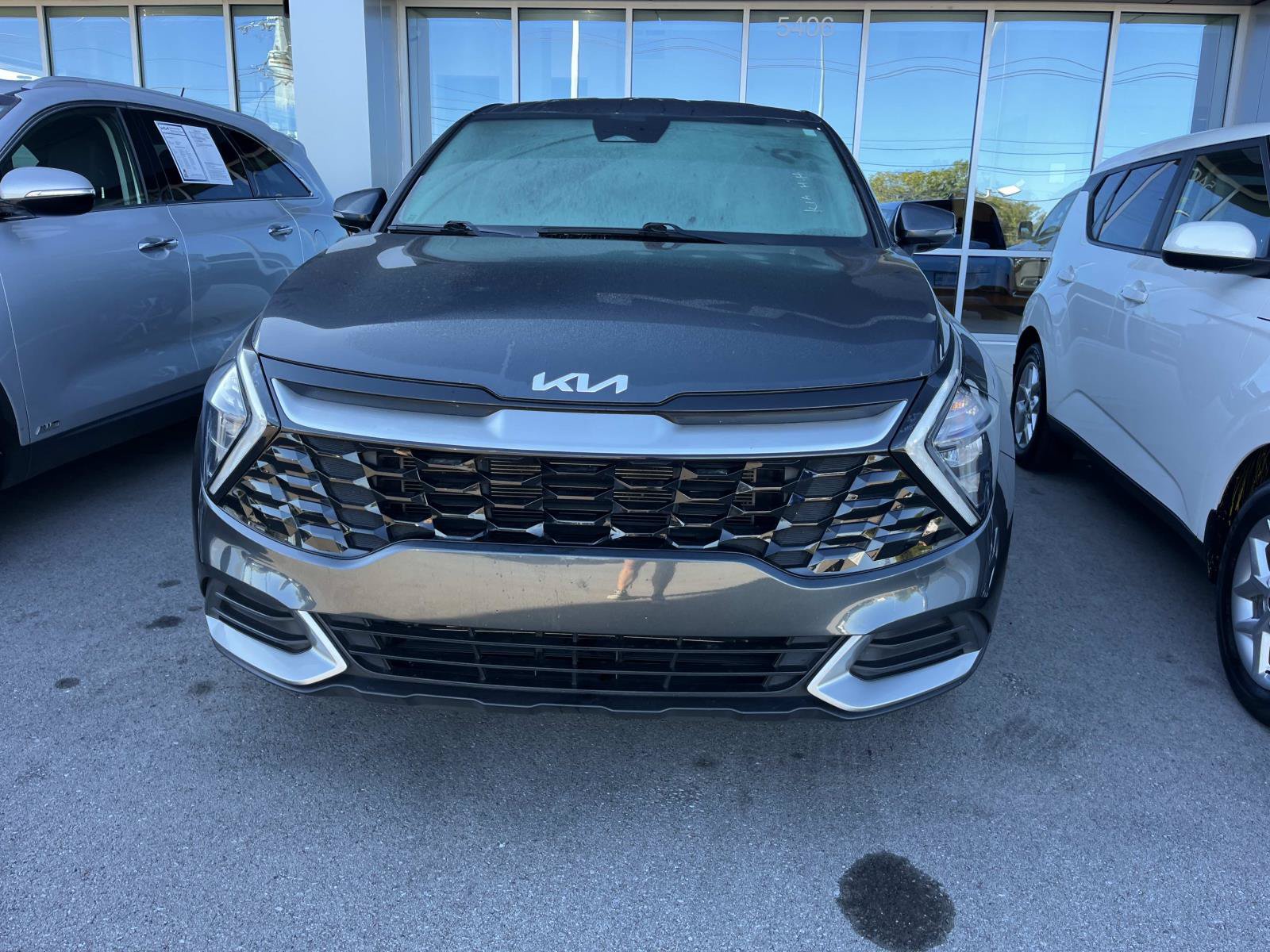 Used 2023 Kia Sportage EX FWD image 6