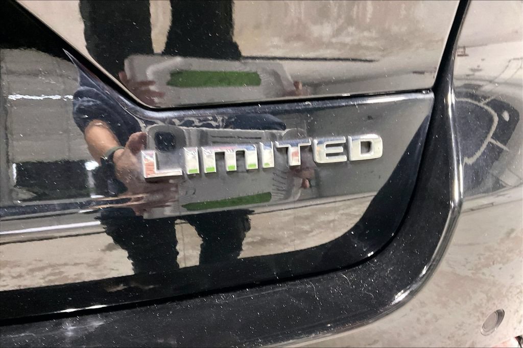 Used 2023 Jeep Grand Cherokee Limited RWD image 39